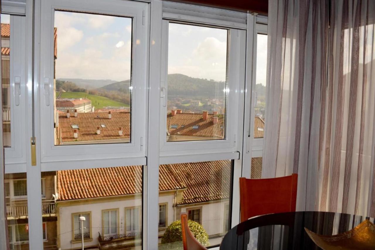Appartamento Hhc - Duplex Concheiros, 4 Bedrooms, 3 Bathroom, A 700m De La Catedral