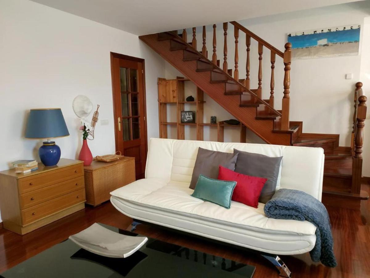 Appartamento Hhc - Duplex Concheiros, 4 Bedrooms, 3 Bathroom, A 700m De La Catedral *