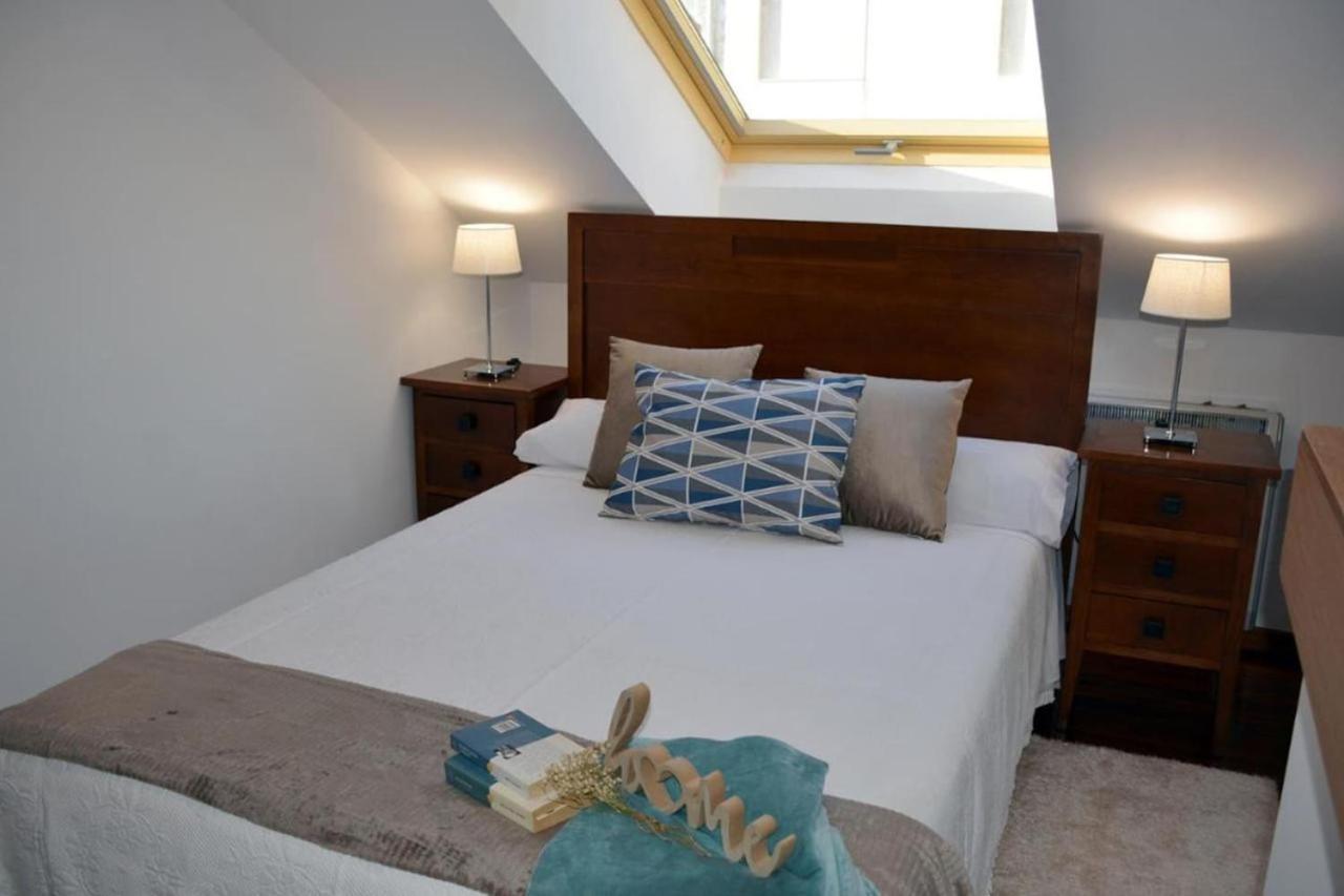 Hhc - Duplex Concheiros, 4 Bedrooms, 3 Bathroom, A 700m De La Catedral Appartamento