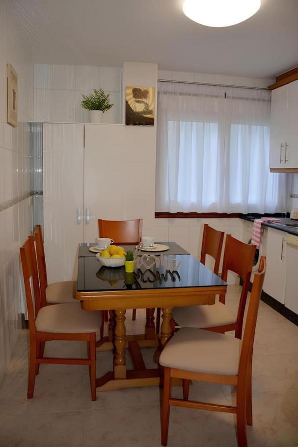 Appartamento Hhc - Duplex Concheiros, 4 Bedrooms, 3 Bathroom, A 700m De La Catedral San Giacomo di Compostella